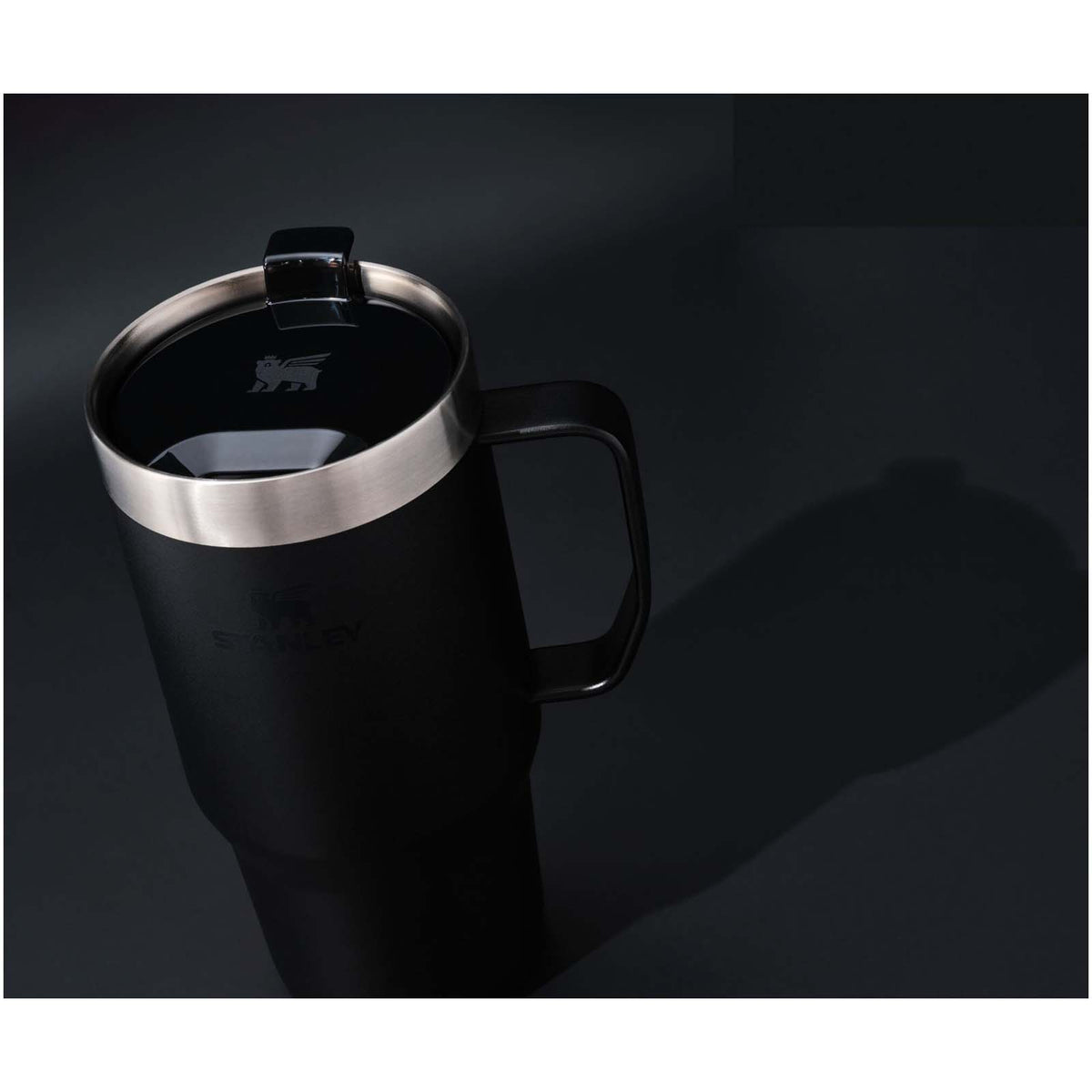 Stanley Everyday Suburban 473 ml isolerad mugg i återvunnet rostfritt stål