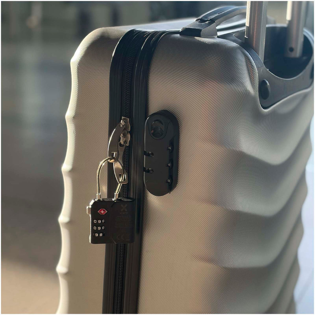Xtorm Lock Tag TSA-kombinationslås med positionsspårare