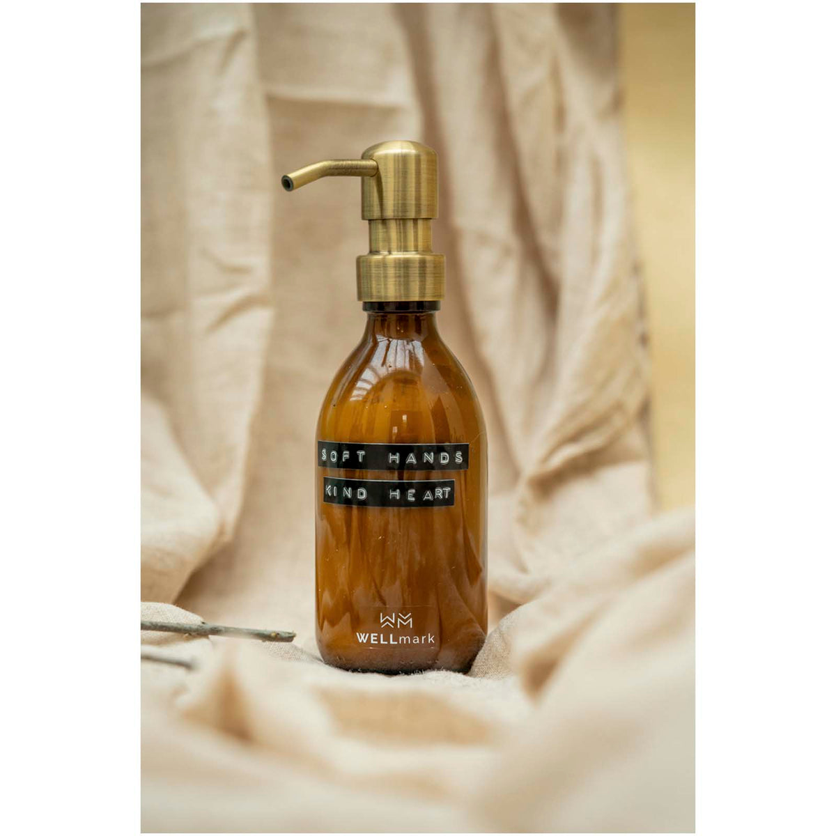 Wellmark Soft Hands 250 ml handkräm med pump