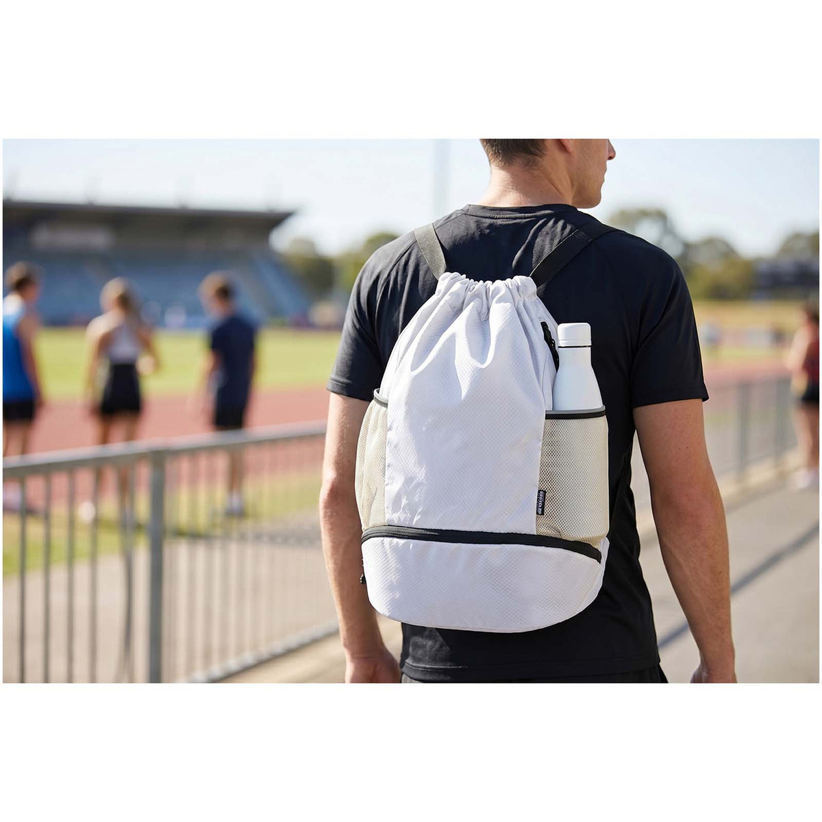 Varyon sportväska med dragsko och bottenfack av GRS-återvunnet material 18 l