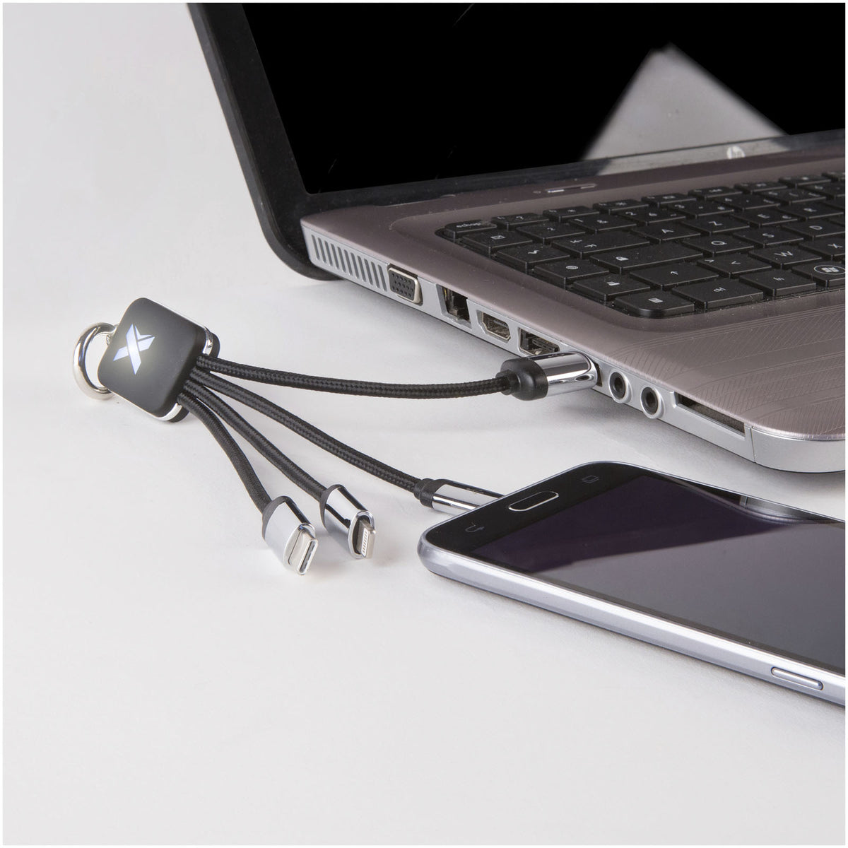 SCX.design C15 quatro light-up kabel