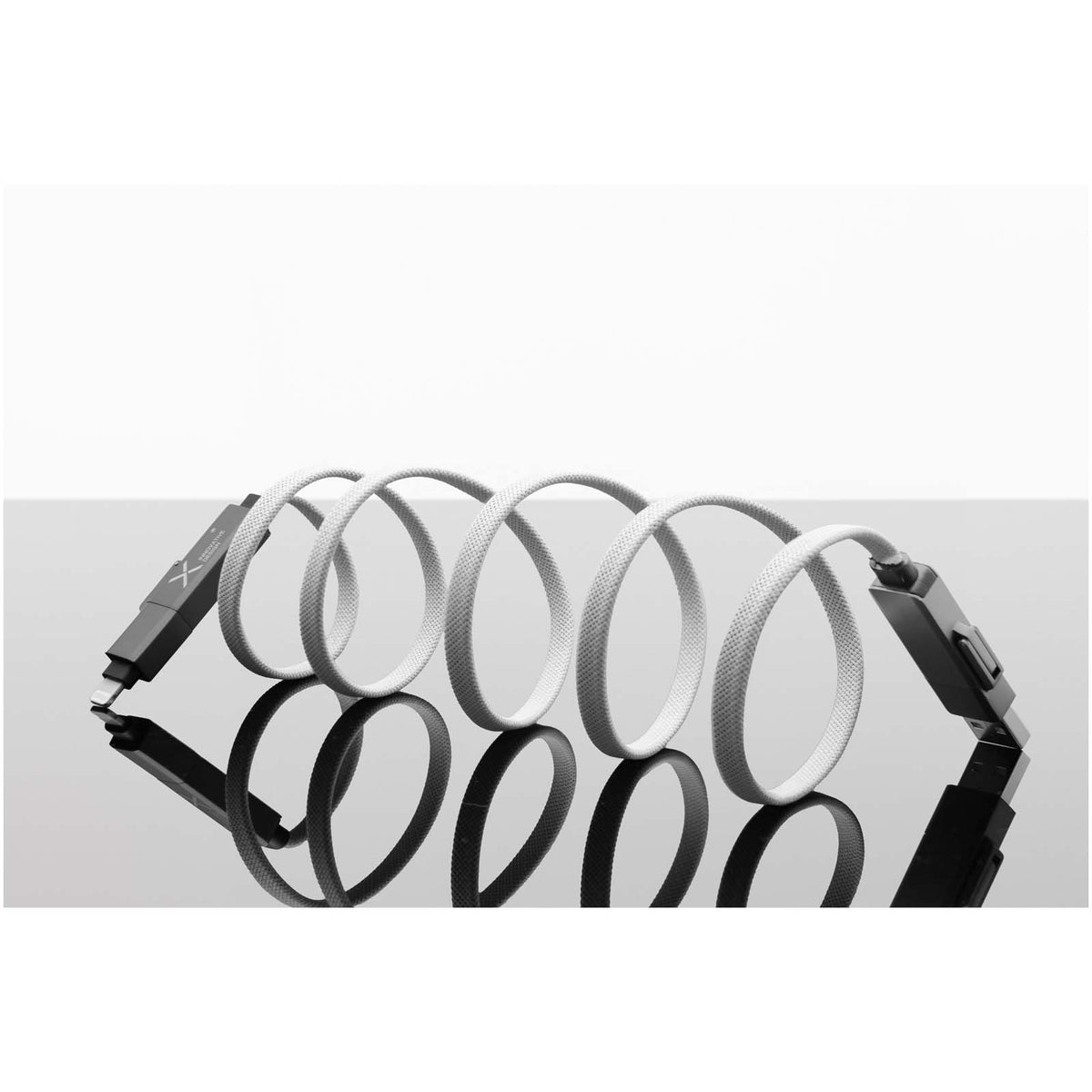 SCX.design C58 60W magnetisk platt laddningskabel