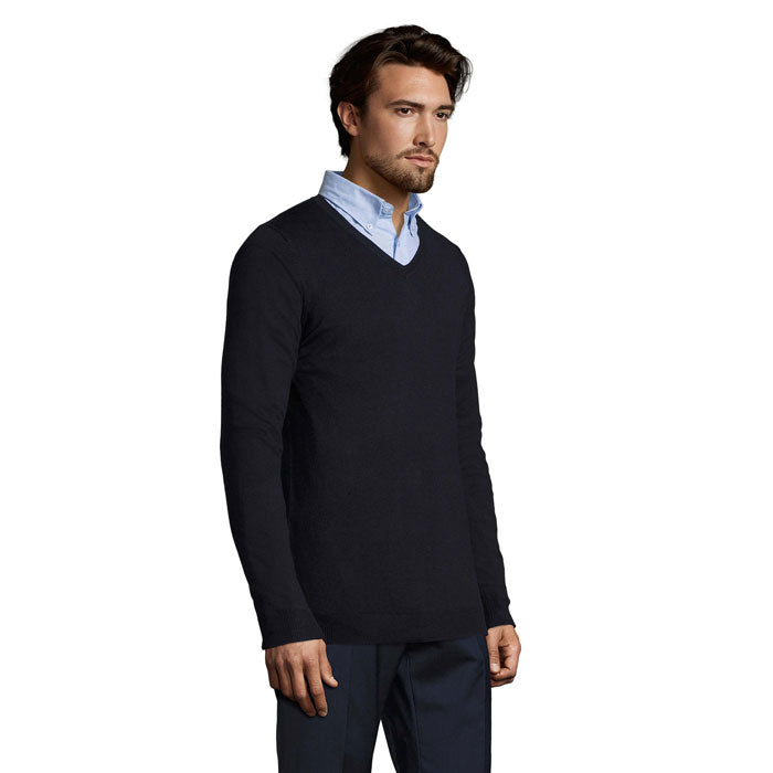 GLORY HERR V-NECK SWEATER