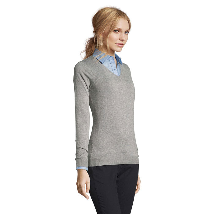 GLORY DAM V-NECK SWEATER