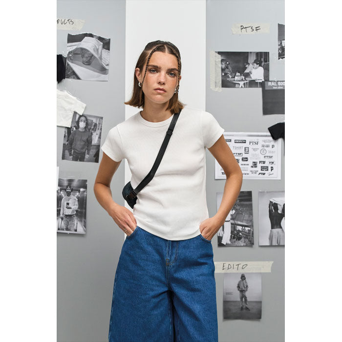 SARA WOMEN'S RIBBED T-SHIRT